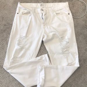Current Elliot white boyfriend ripped jeans